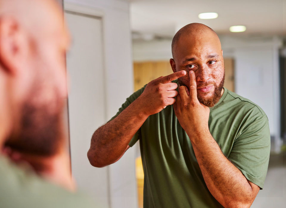 Multifocal and Varifocal Contact Lenses Specsavers UK